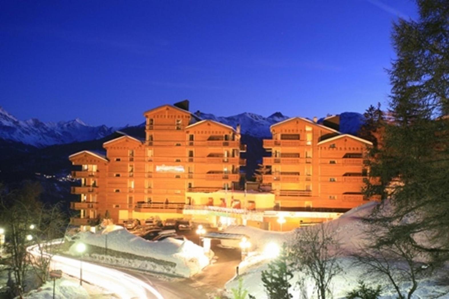 Aparthotel Helvetia Crans-Montana Eksteriør billede